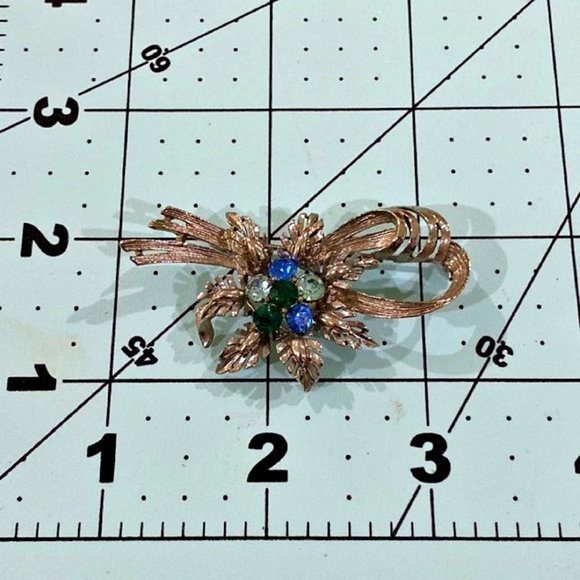 Vintage Rhinestone Brooch Bow Flower Silver-tone 6 Blue & Green Stones 2 Inch - Picture 7 of 8